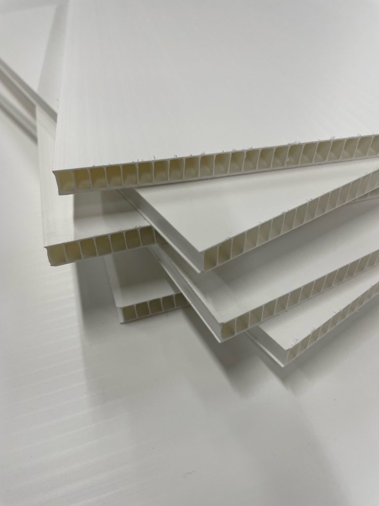 PP kennolevy www.muovicenter.com